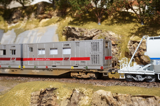 鉄道模型・HO】レーザー加工機 ZX45A 事業用コンテナを作る : kazuの