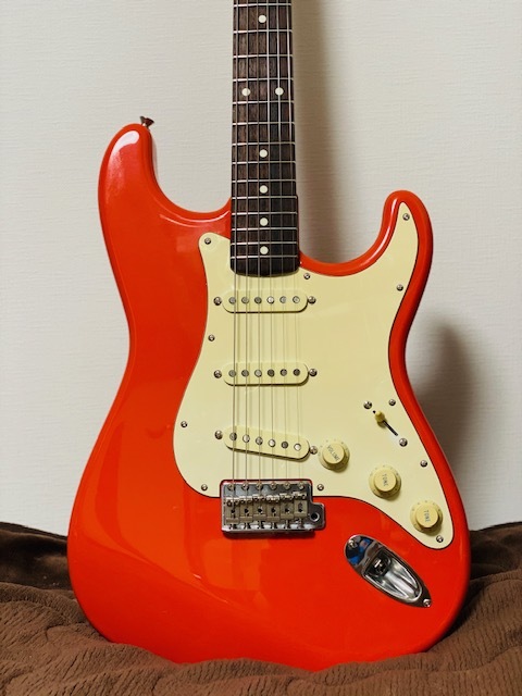 Fender japan 1993〜1994 ストラト 赤 Fender japan 1993〜1994