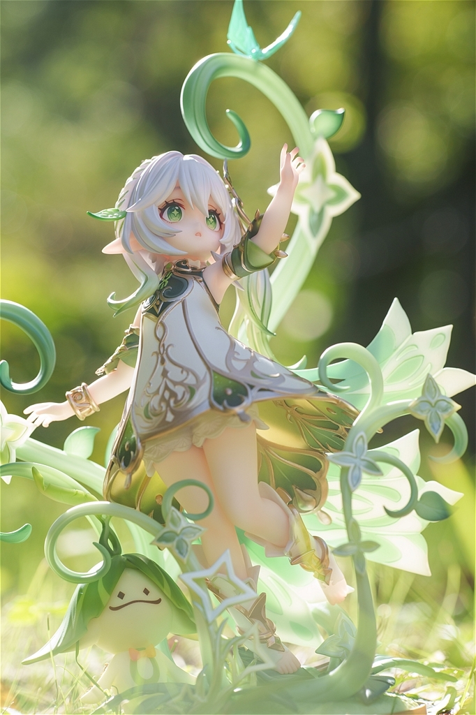 ナヒーダ 制作 : もぐらぼ‼