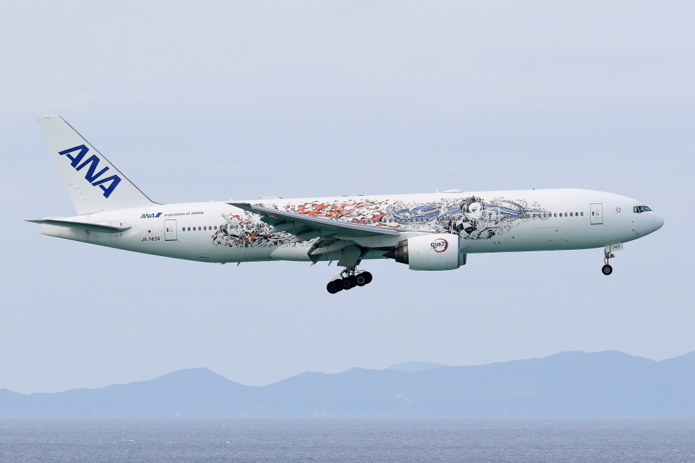 ANA B777-200ER JA745A 特別塗装 ANA B777-200ER JA745A 特別塗装