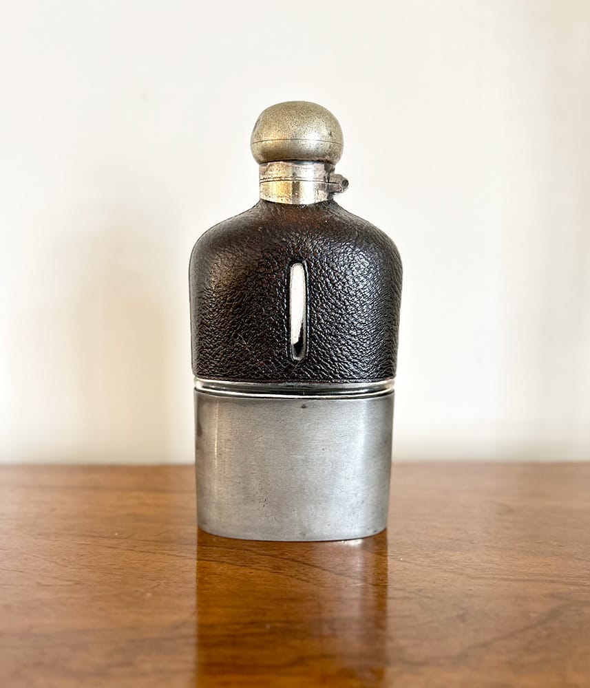 アンティークピューターウイスキーキーパーイギリス