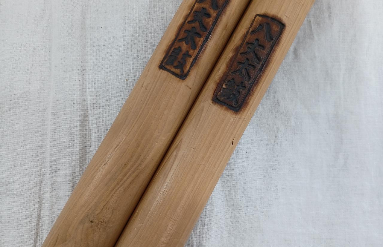 バッファロー革太鼓ケニア現地購入