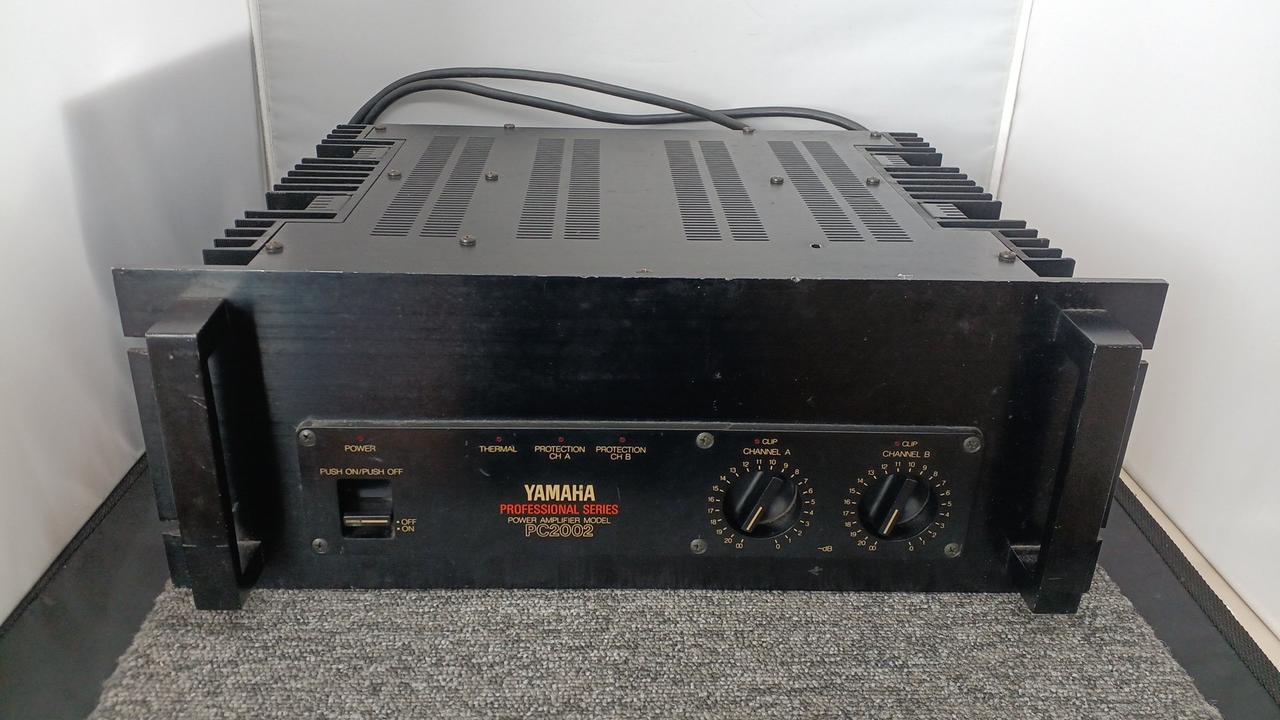 美品】YAMAHA PC2002M 業務用パワーアンプ ヤマハ 美品】YAMAHA