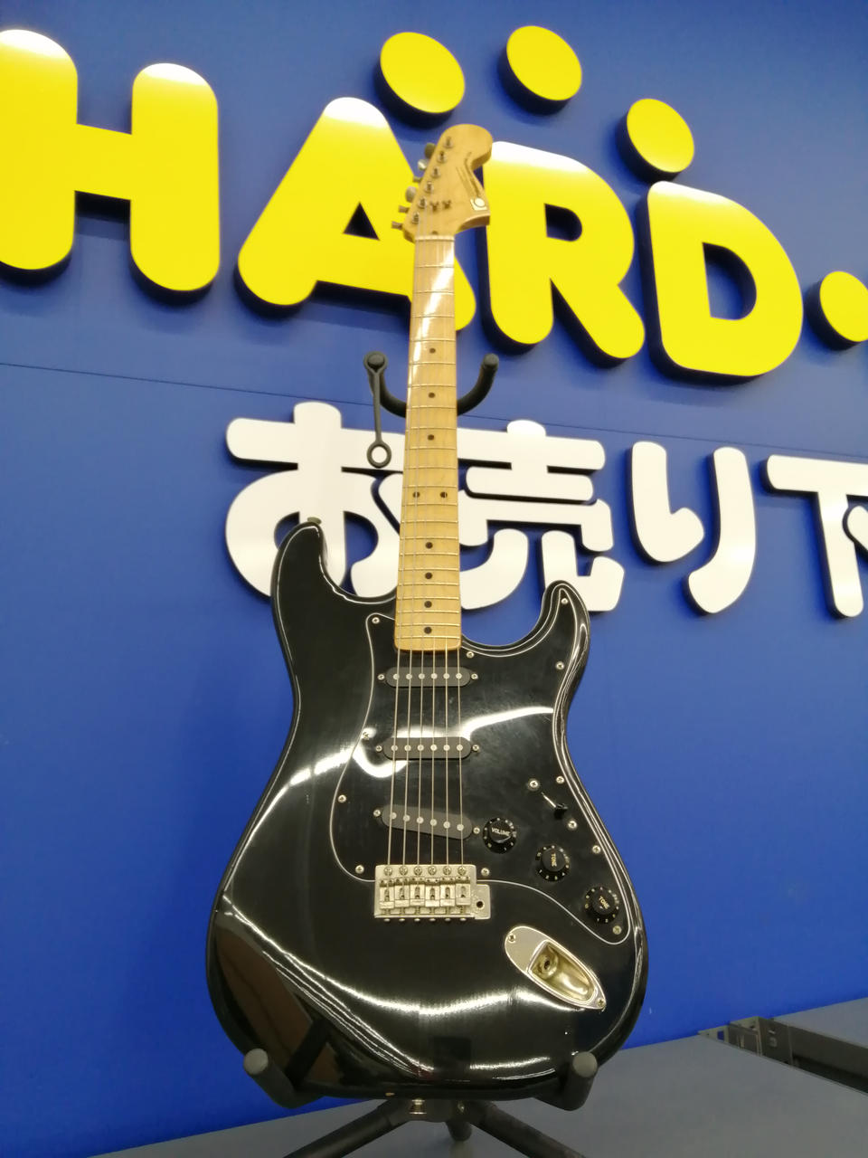 フェルナンデス(FERNANDES)|ストラトキャスタータイプ|【ハードオフ
