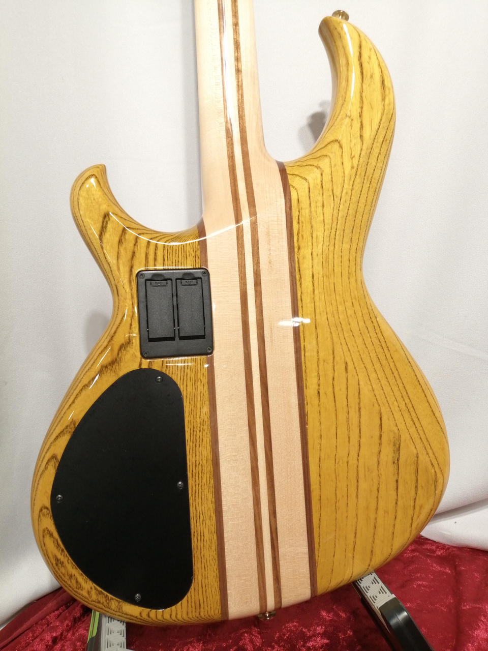 アリアプロツー アライボウエキ(ARIA PROⅡ)|エレキベース|HARDOFFオフ