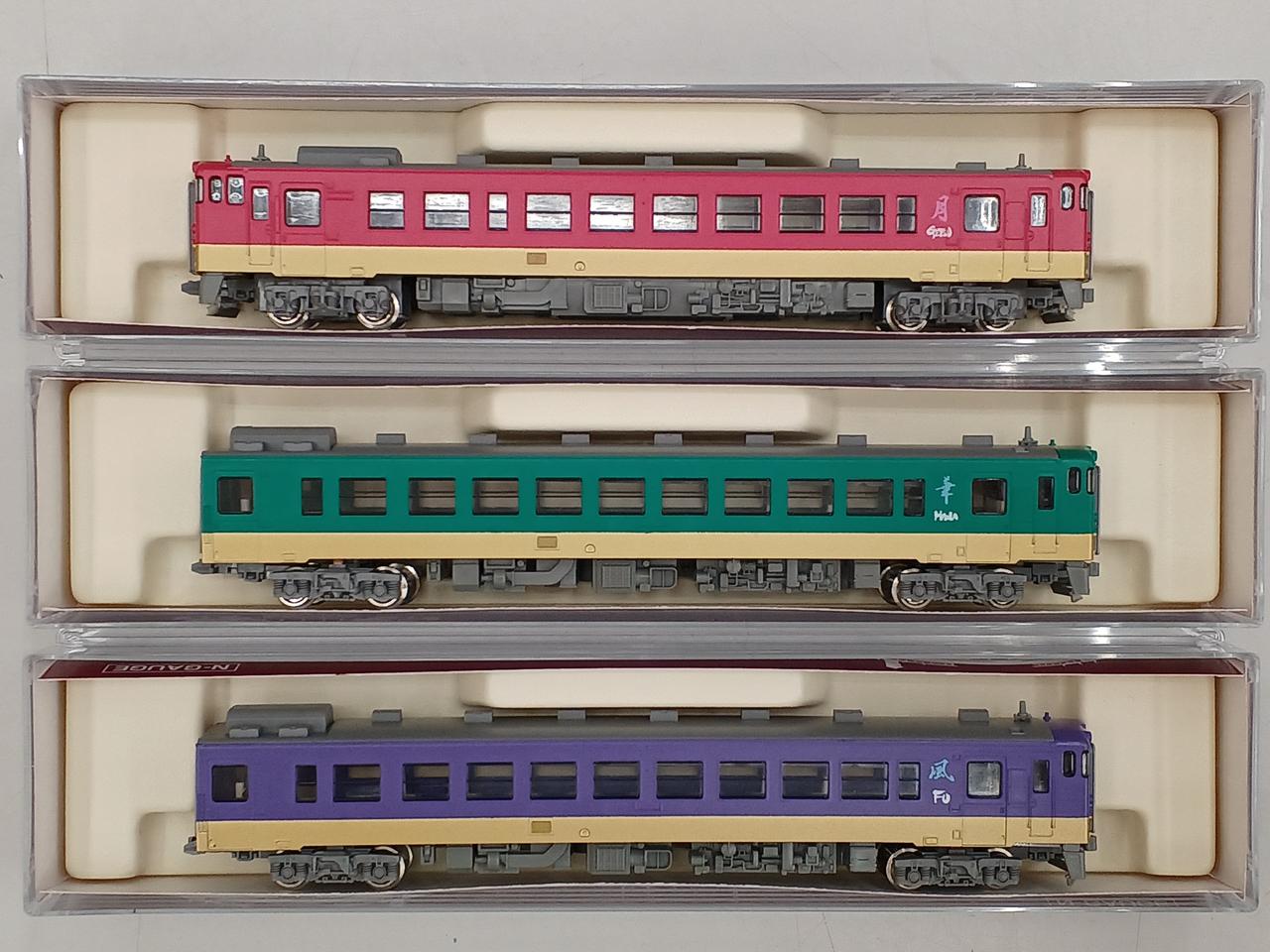 NゲージKATO：ラウンドハウス キハ40系漫遊タイプ3両セット 10