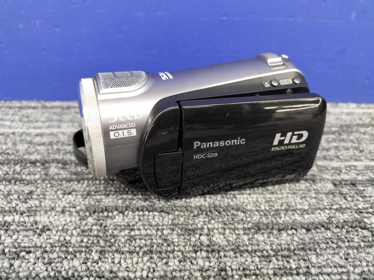 美品 箱付き パナソニック デジタル ビデオカメラ NV-DS9 @4102 概要