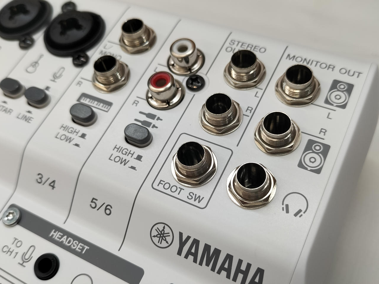 YAMAHA AG06 オーディオインターフェース YAMAHA AG06 オーディオ