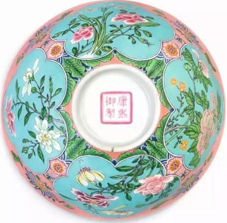 中国美術紫地粉彩花卉紋碗康熙御製款旧家蔵出(A14)