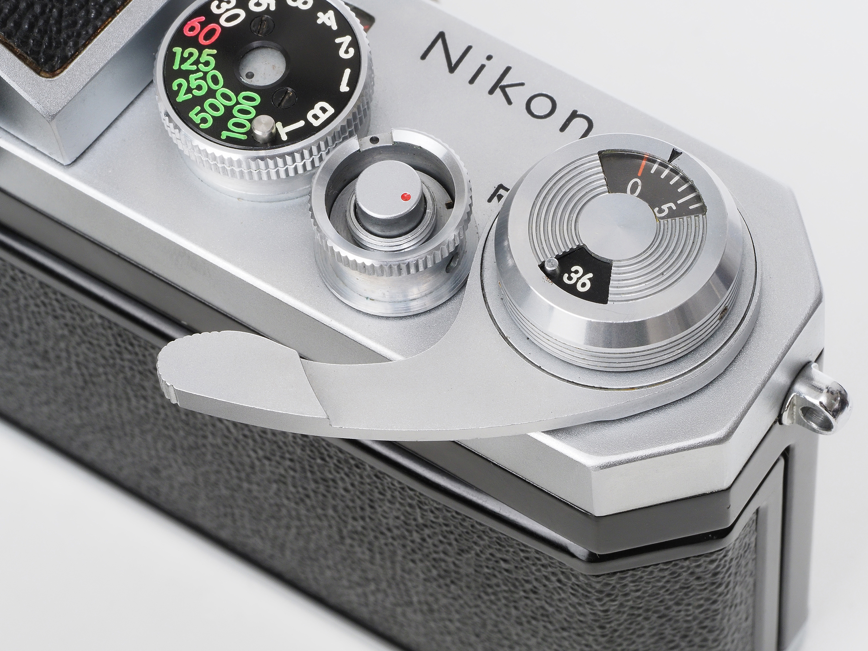 赤城耕一：第5回 ブラックにするか、シルバークロームにするか、それが