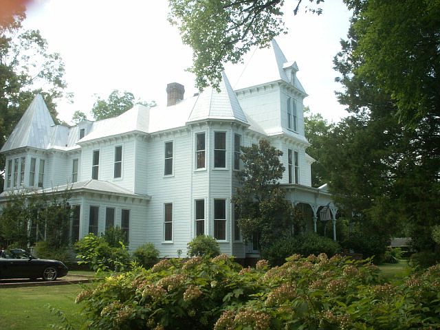 1012 S Lamar Blvd, Oxford, MS 38655 | Zillow