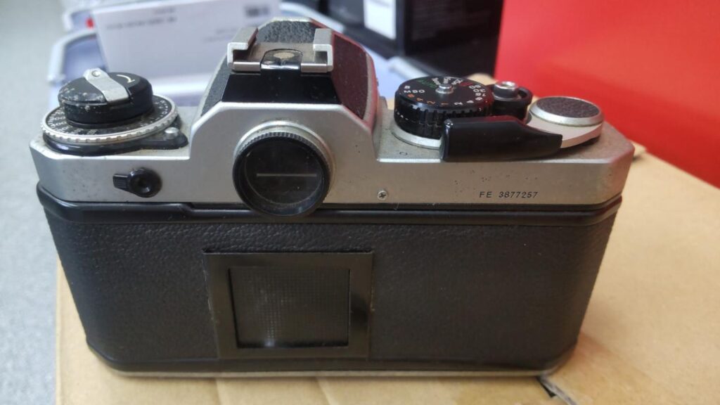Nikon FE フィルム一眼レフカメラ 本体のみ 動作未確認 ジャンク