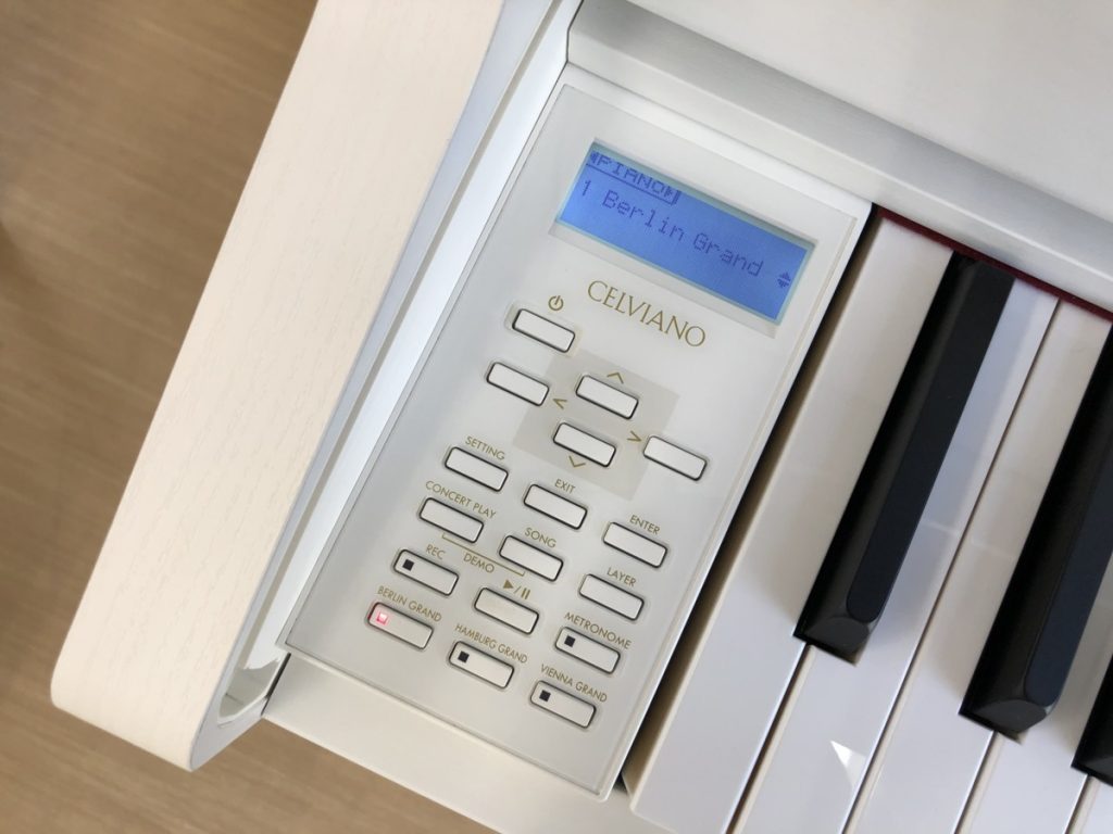 CASIO GP-300WE 2017年製 中古 電子ピアノ 椅子付き カシオ ホワイト