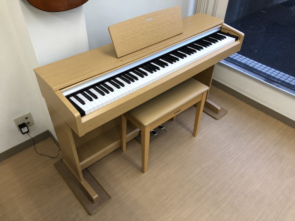 YAMAHA YDP-142C 2014年製 中古 電子ピアノ 椅子付き ARIUS アリウス