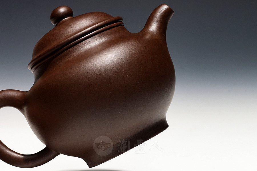 中国古美術・原鉱古銅泥魚躍龍門紫砂壺・底款：徐漢棠・紫砂壺・朱泥