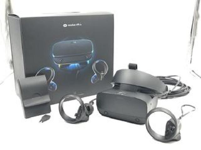 ち*ん様 VRヘッドセット「 Rift S」 ち*ん様 VRヘッドセット「 Rift S