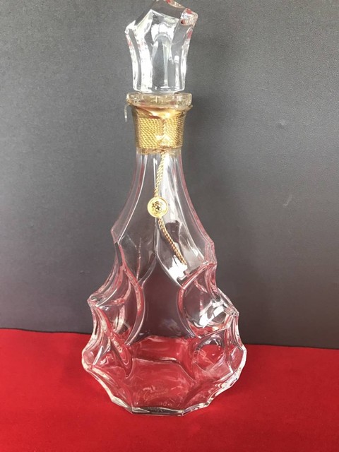 カミュ ジュビリー バカラ クリスタルボトル 替え栓付き！未開封