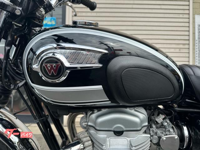 カワサキ w800 純正ガソリンタンク美品サビなし
