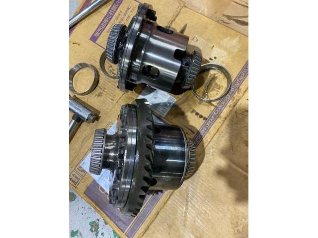 滋賀県】日産 フェアレディZ RZ34 LSD取り付け ドリフト カスタム 交換