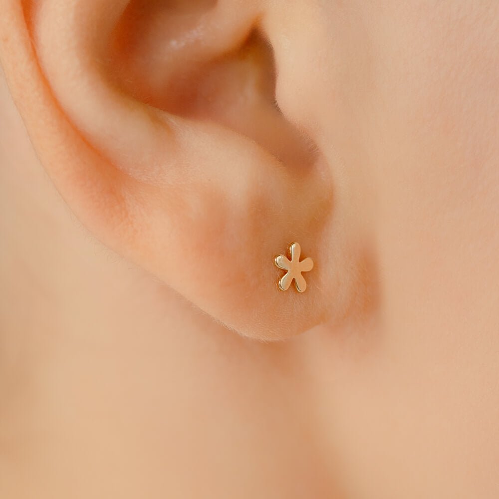 かわいい フラワー・四つ葉のクローバー ボディピアス・軟骨ピアス