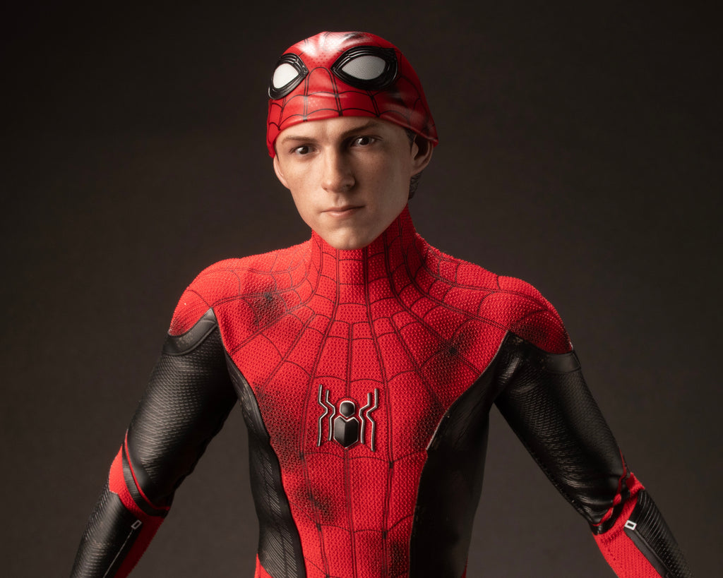 Hot toys MMS625 Spiderman No Way Home Spiderman Battling Version
