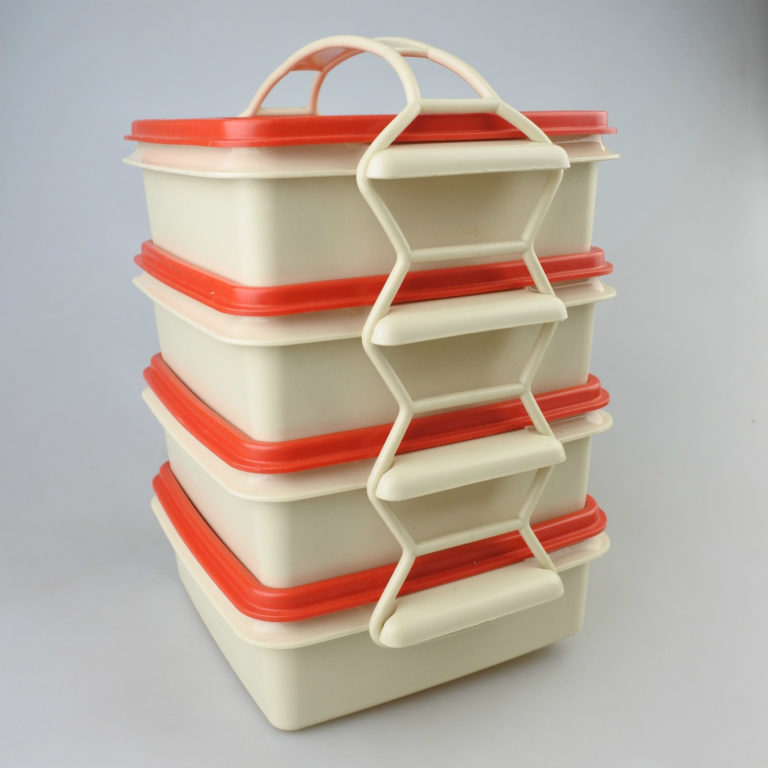 Tupperwareタッパーウェア ハンドルコンテナー14.7L Tupperware