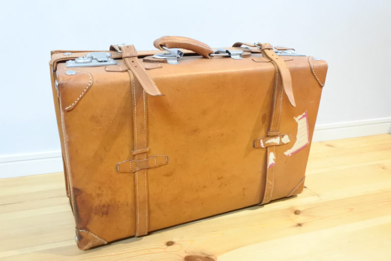 ビンテージ】革製トランク・スーツケース／旅行鞄／中国上海│Porch