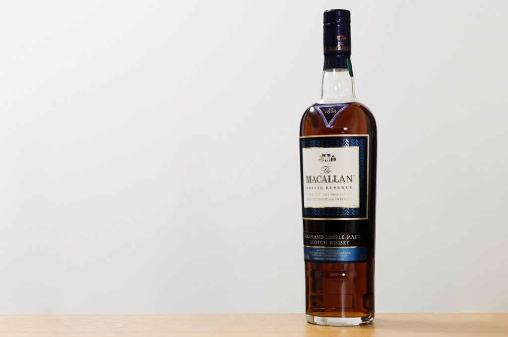 The MACALLAN ザ・マッカラン エステートリザーブ 700ml シングル