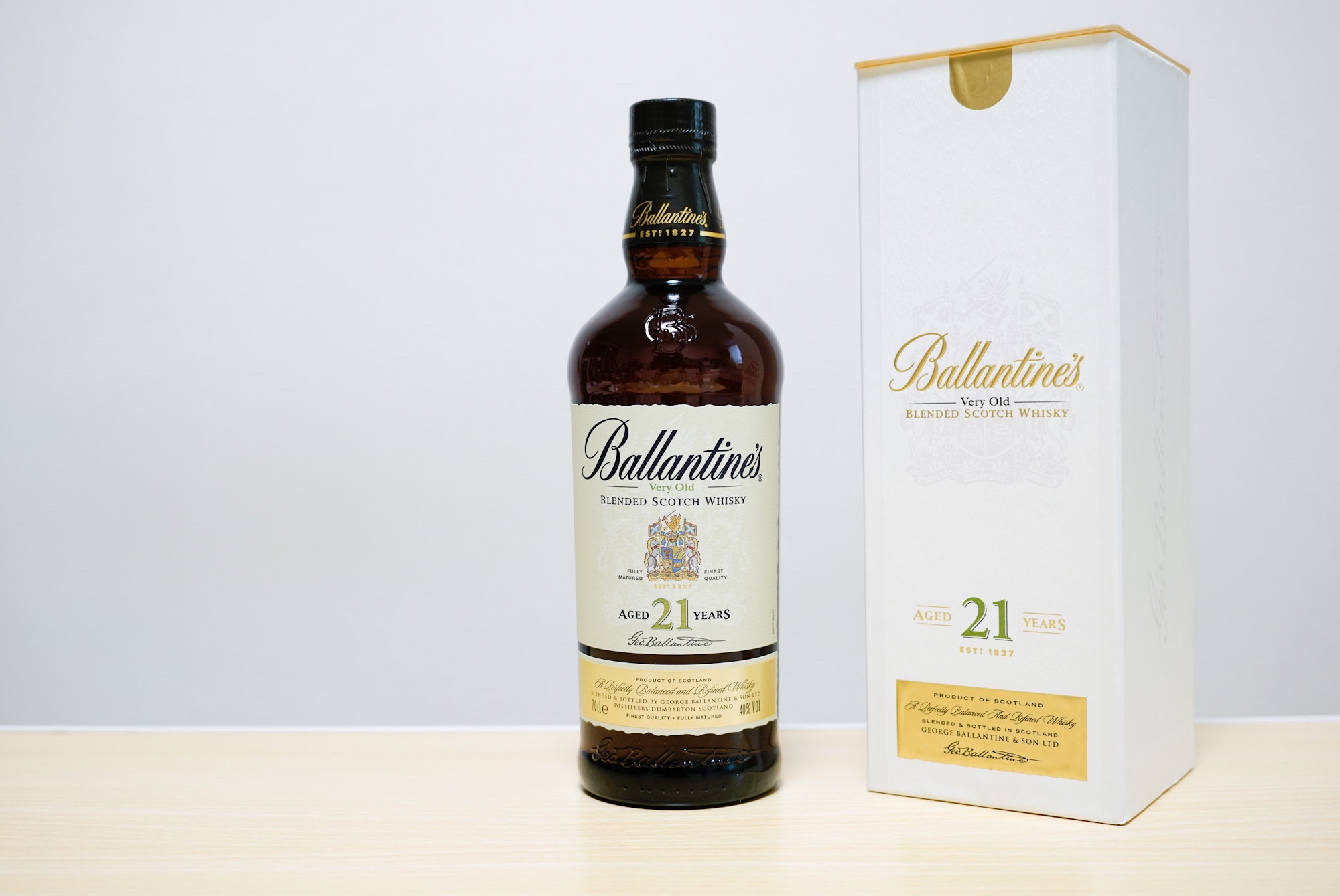 バランタイン21年】 味を徹底レビュー。 スコッチウィスキーの王道は