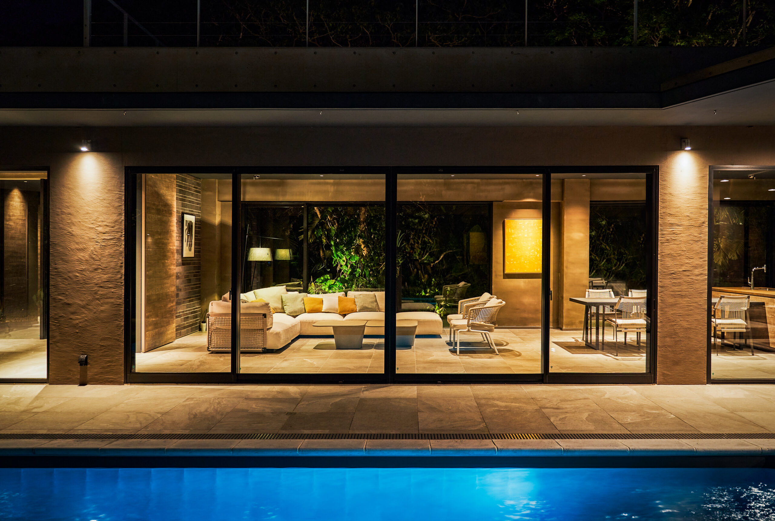 Villa El Cielo Ishigaki LUNA | 【PLAY&co】事例紹介