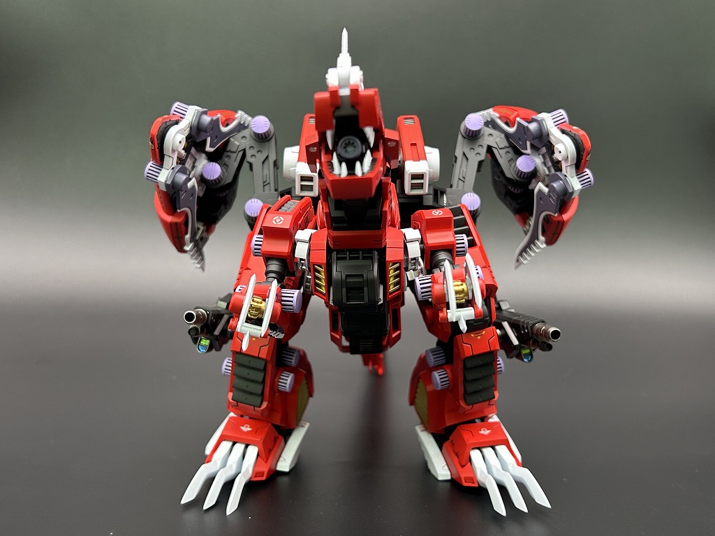 製作代行紹介「コトブキヤ 1/72 HMM ゾイド ジェノブレイカー レイヴン