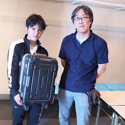 機内持込対応＞容量27Lプロスペック・前輪ストッパー付4輪キャリー