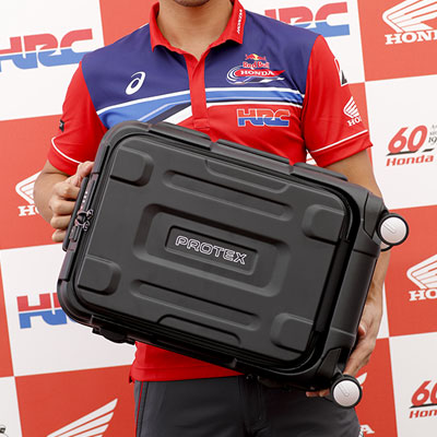 受託手荷物対応＞容量66Lプロレーサー仕様キャリーRacing r-1 | PROTEX