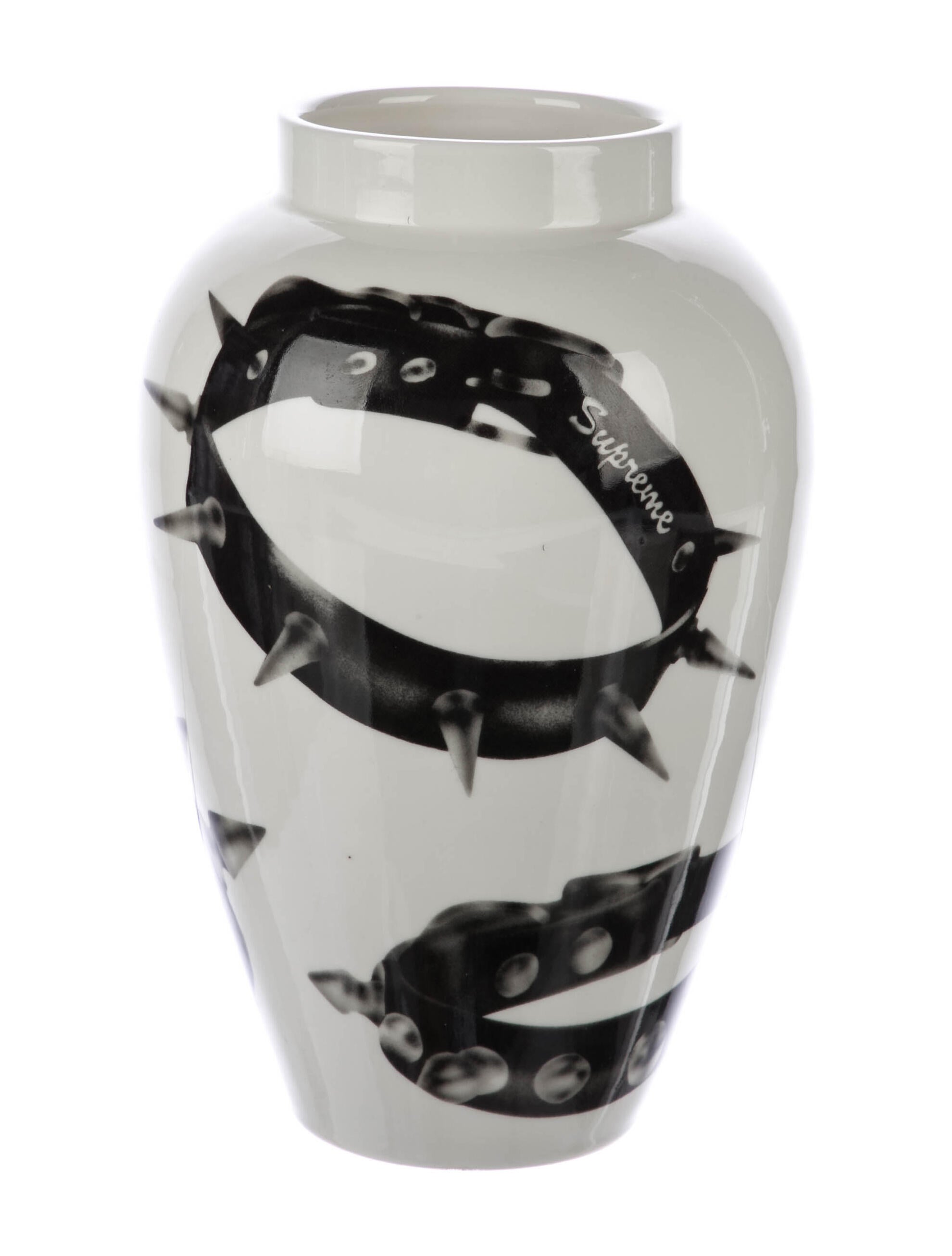 Supreme 花瓶 Studded Collars Vase White 【公式通販】