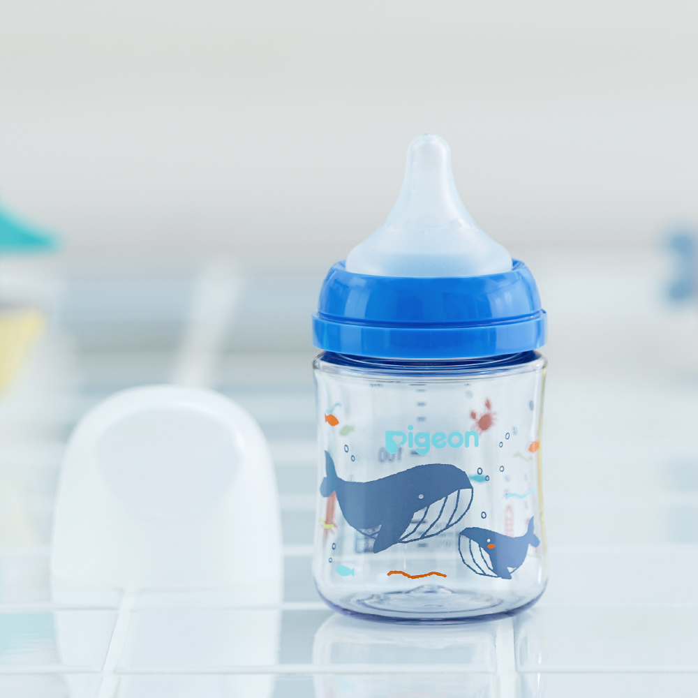 母乳実感 哺乳びん T-Ester（プラスチック製）Sea 160ml | 商品情報
