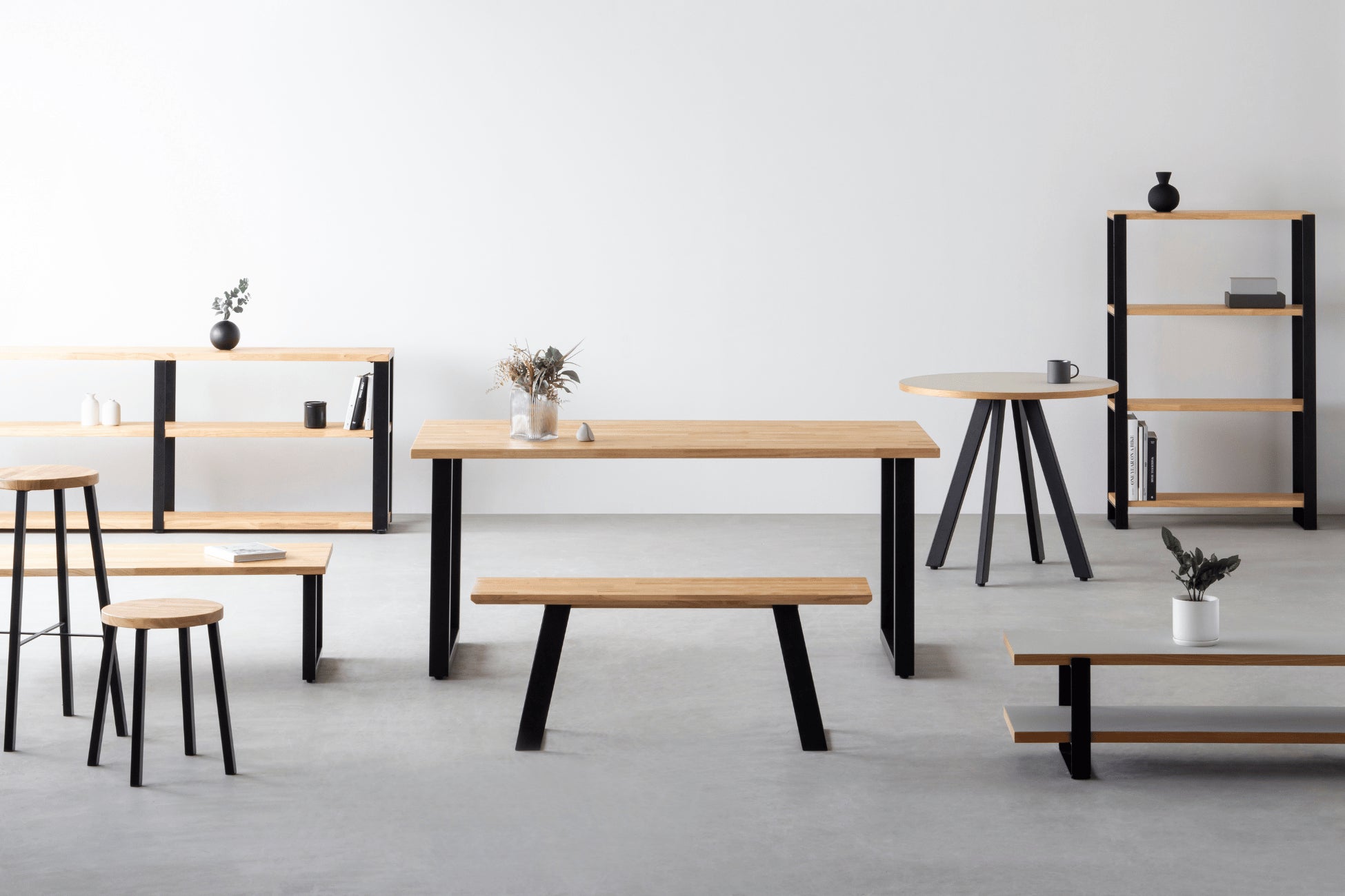 KANADEMONOが提案する「見せる収納」。アイアンコレクションから、人気