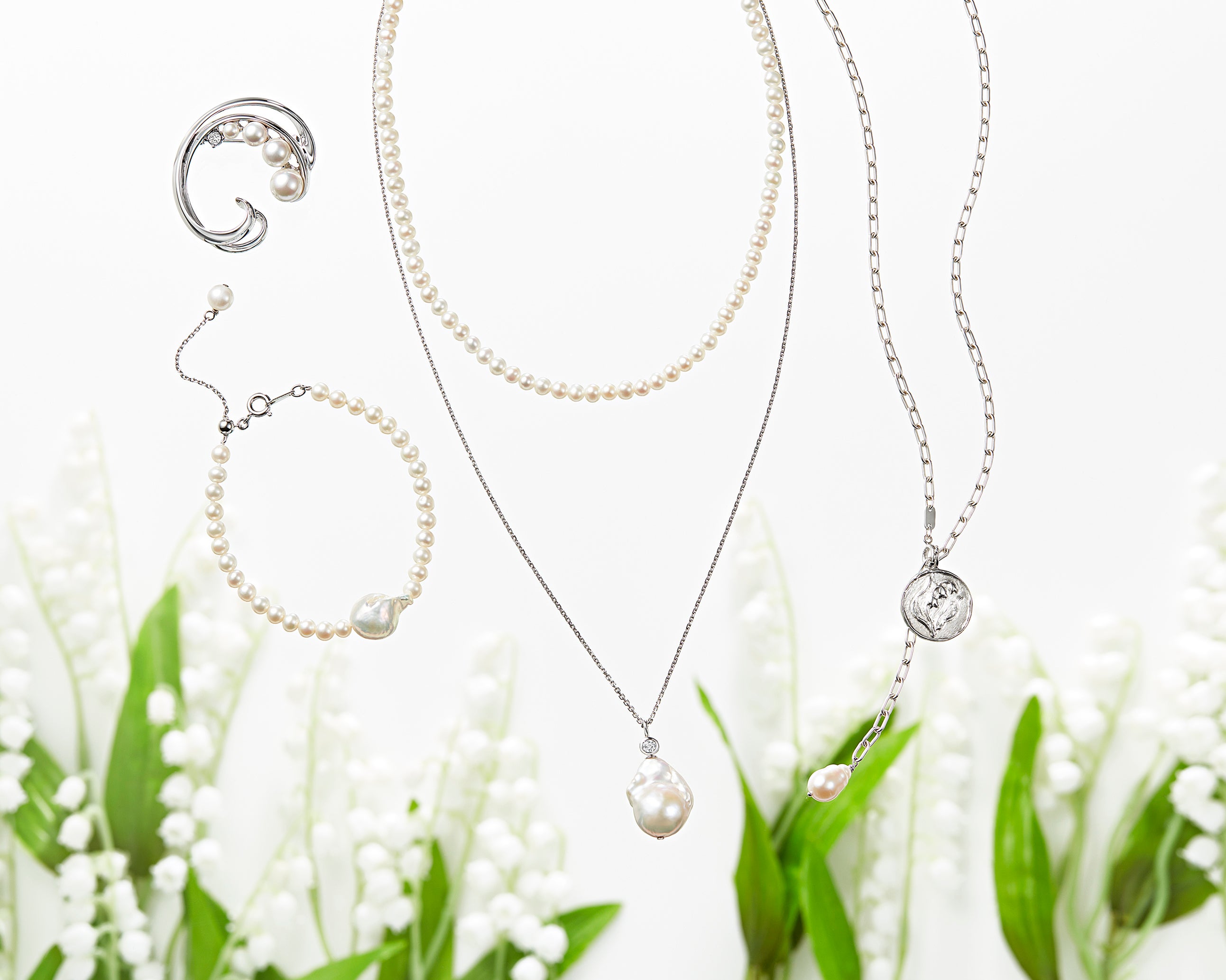 ヴァンドームブティック】幸せを運ぶ可憐な花すずらんをモチーフにした