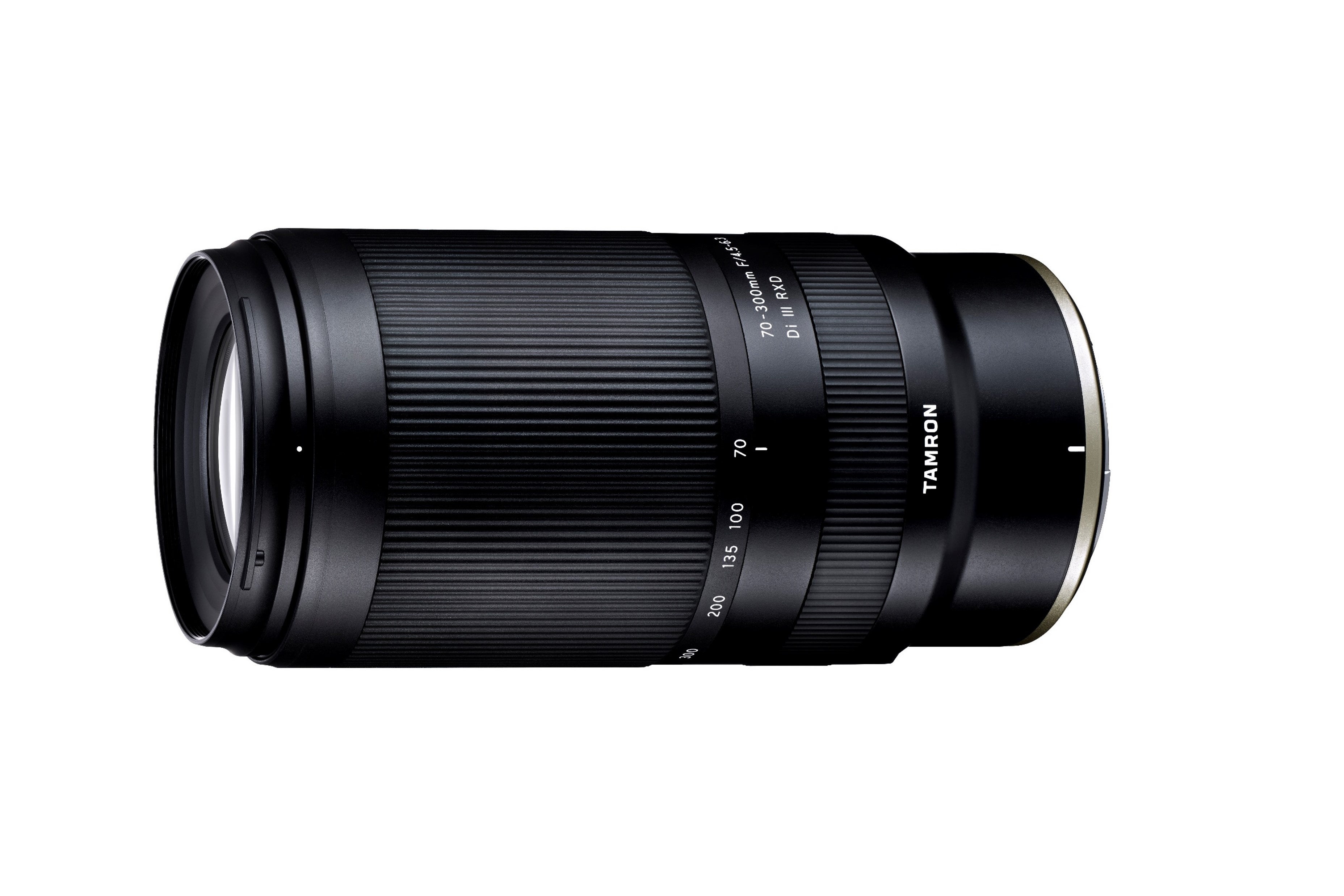 タムロン初の「ニコン Z マウントシステム」対応レンズ 手軽に望遠