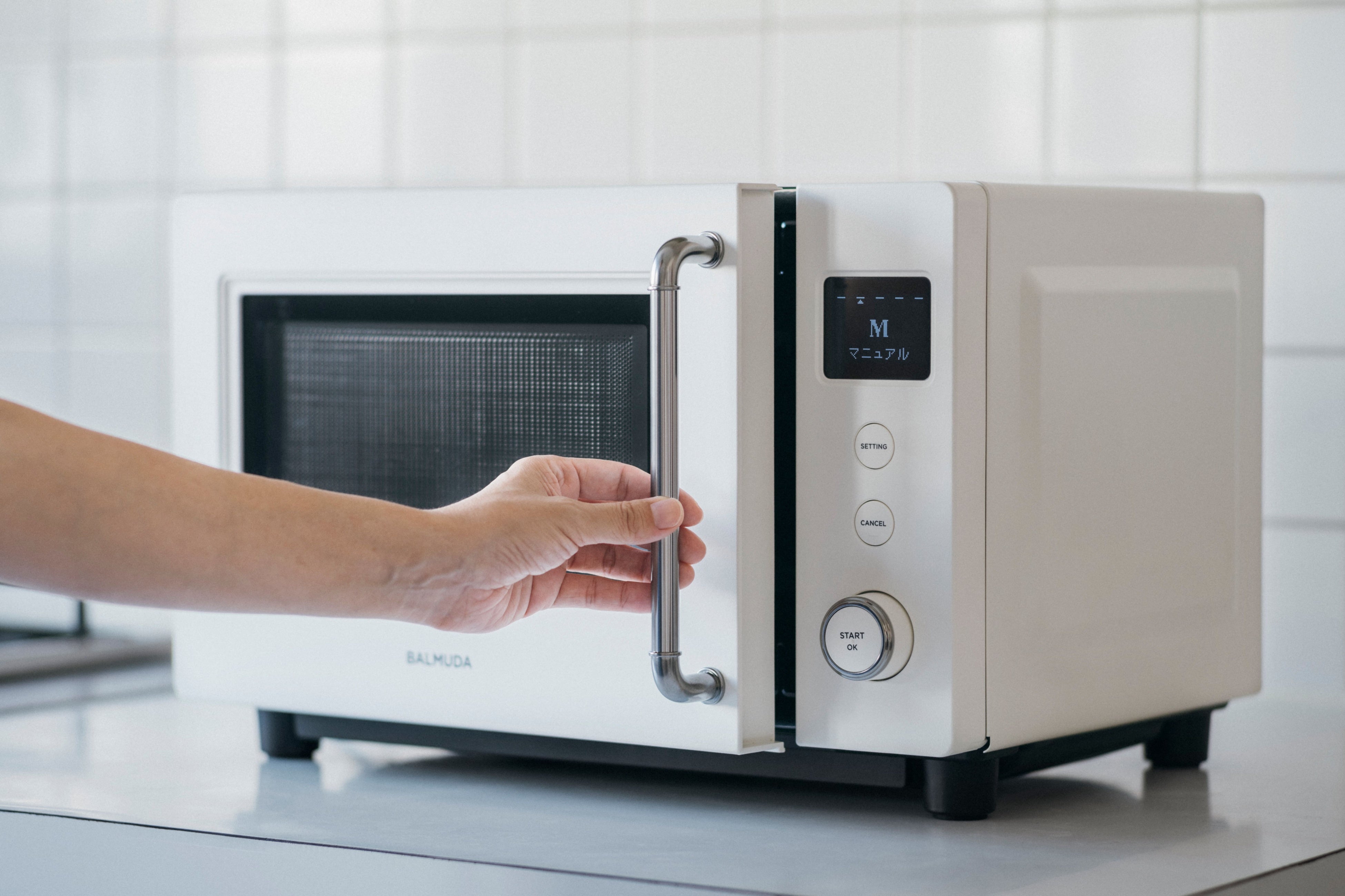単機能レンジ「BALMUDA The Range S」本日発売。キッチンをもっと