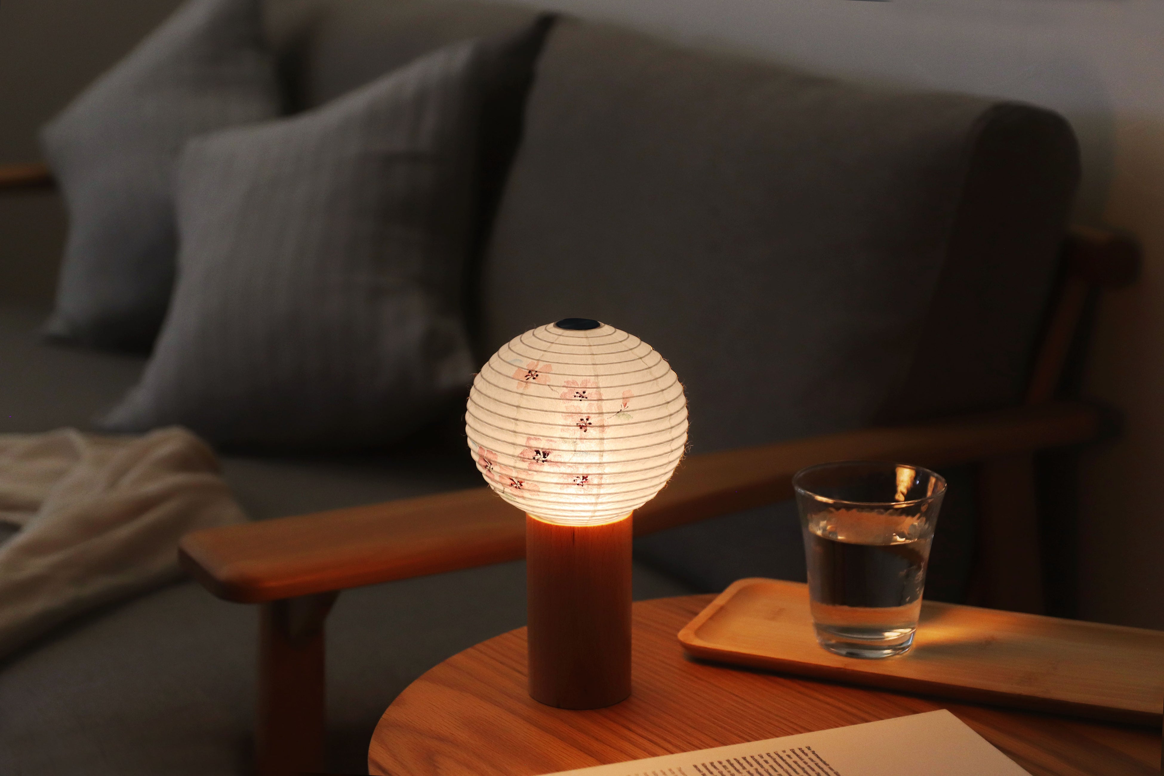 八木研がモダンなコードレス盆提灯「tocco（トッコ）」を新発売 | 株式