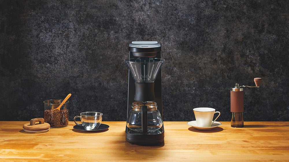 コーヒー粉にお湯を通過させて抽出する「透過式」と、浸して抽出する