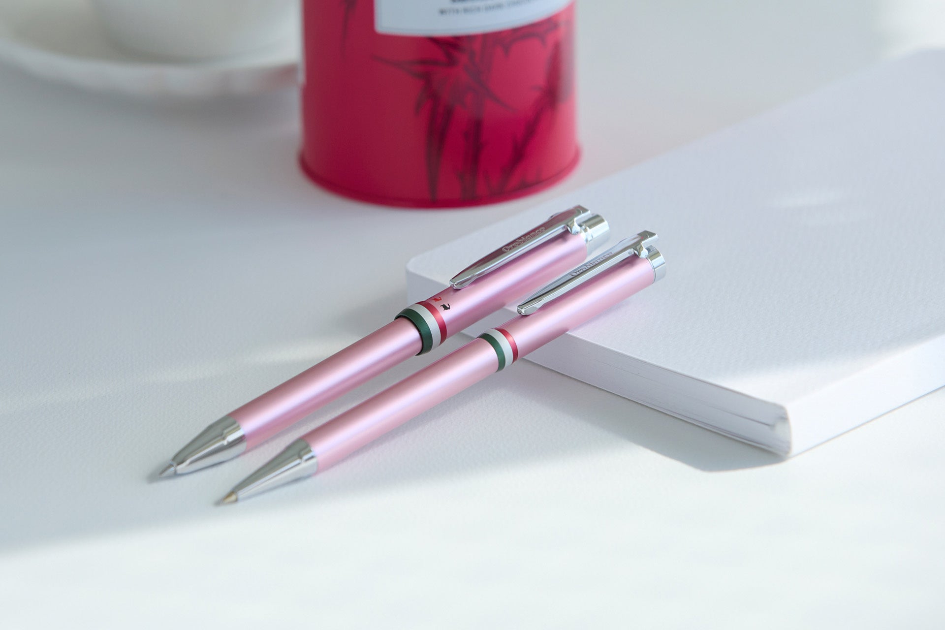 新発売】春めく季節にぴったりの新色「ピンクCT」が、「ラ・スクリ