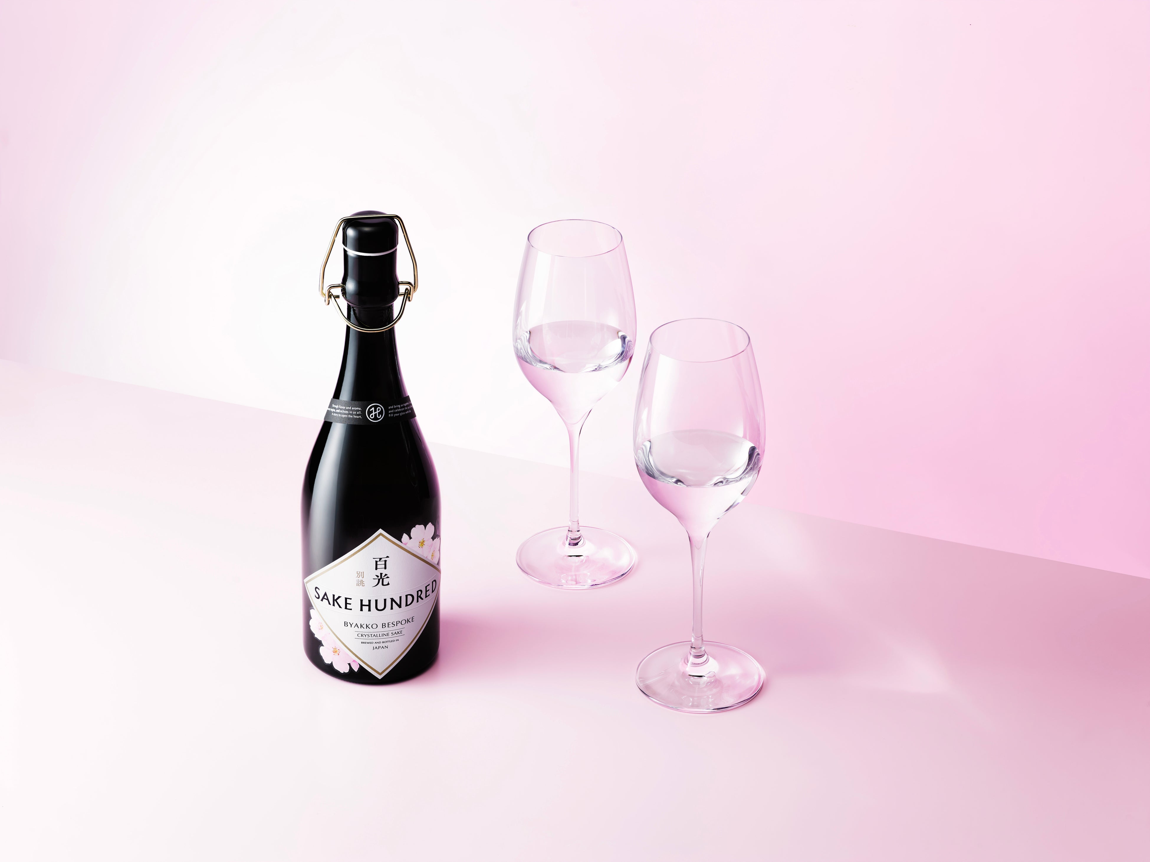 春だけの特別な装い。日本酒ブランドSAKE HUNDREDの「Spring