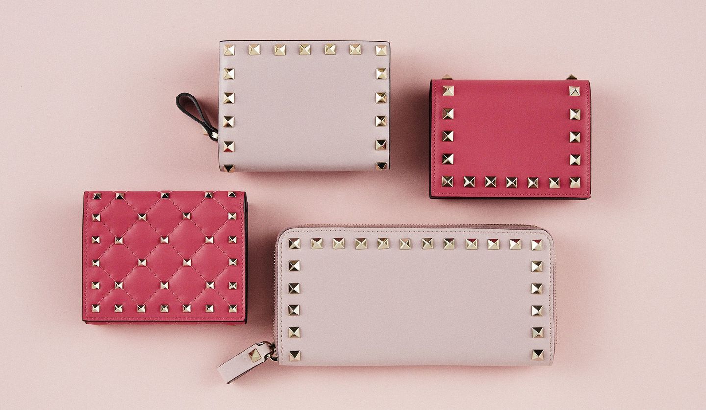 ヴァレンティノ 財布 カードケース《ロックスタッズ》 ブレスレット 関