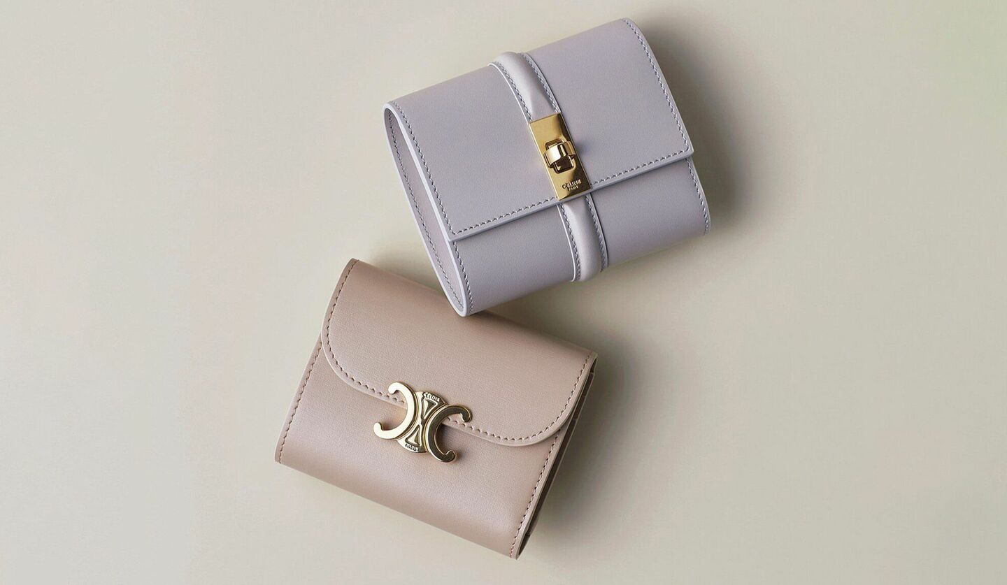 圧倒的な人気を誇る「セリーヌ」の三つ折り財布｜マチュアな感性に響く