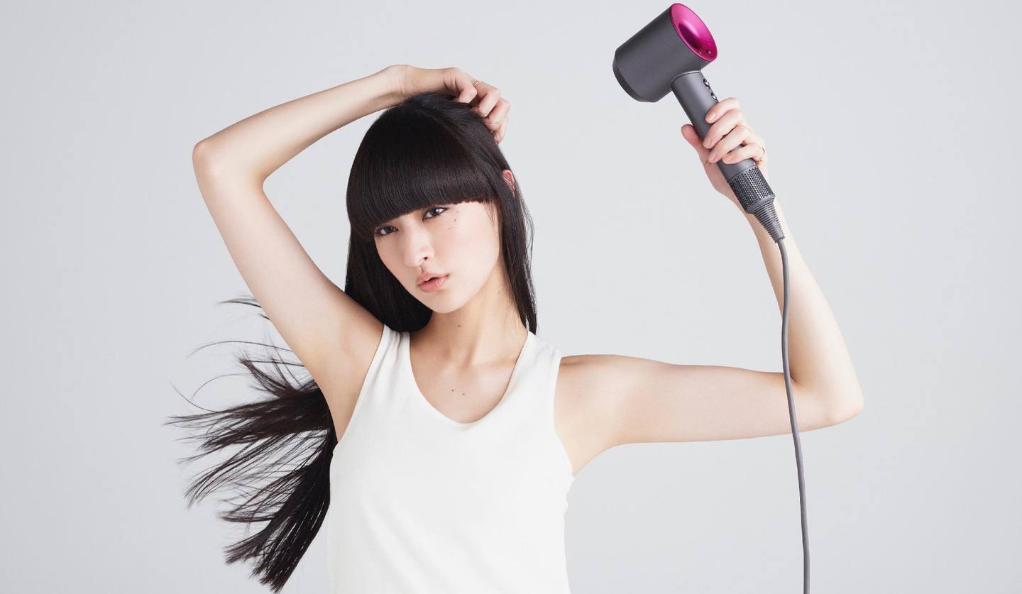 Dyson Supersonic ヘアドライヤー グレー・レッドDyson Supersonic HD