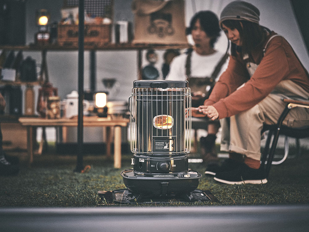 燕三条発のキャプテンスタッグとコロナがご近所コラボ！ 石油ストーブ