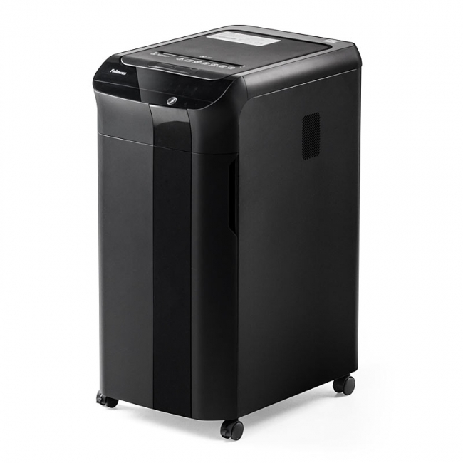 セットしたらほっとくだけ！1度に300枚自動給紙・細断できる