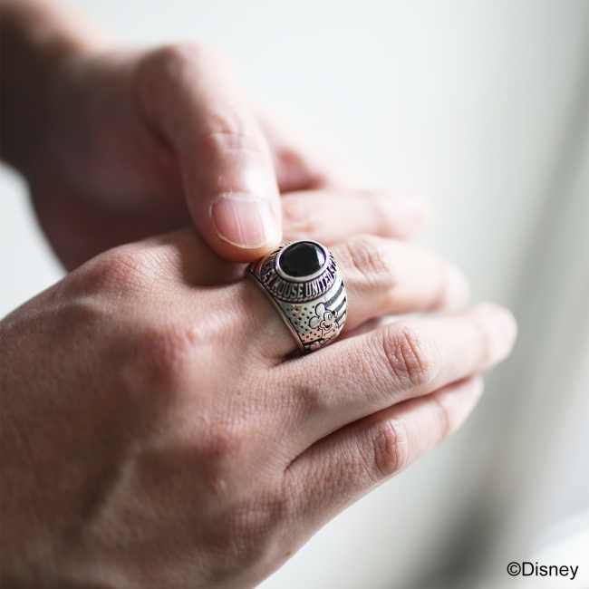 カレッジリング ミッキー 世界中で愛され続けている“ミッキーマウス”の