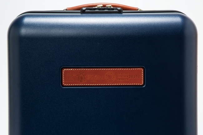 伊バッグブランド・フェリージから、初のハードタイプのトロリーケース